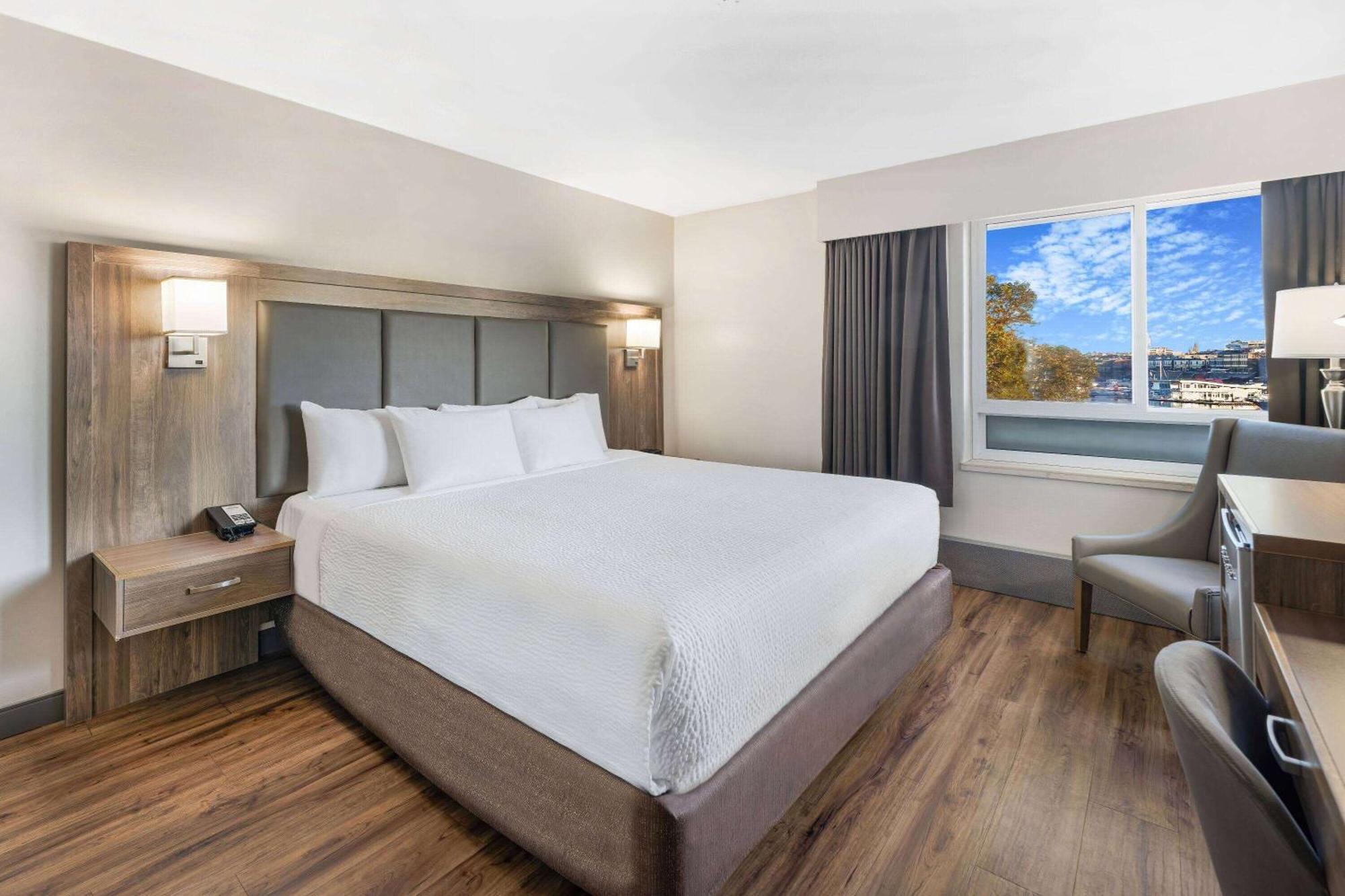 Days Inn By Wyndham Victoria On The Harbour Dış mekan fotoğraf